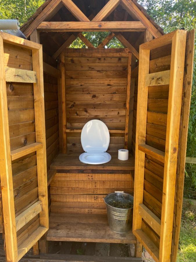 Kingfisher Cabin - Wild Escapes Wrenbury Off Grid Glamping - Ages 12 And Over Baddiley Экстерьер фото