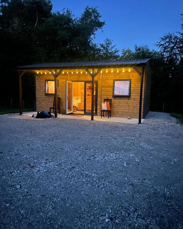 Kingfisher Cabin - Wild Escapes Wrenbury Off Grid Glamping - Ages 12 And Over Baddiley Экстерьер фото